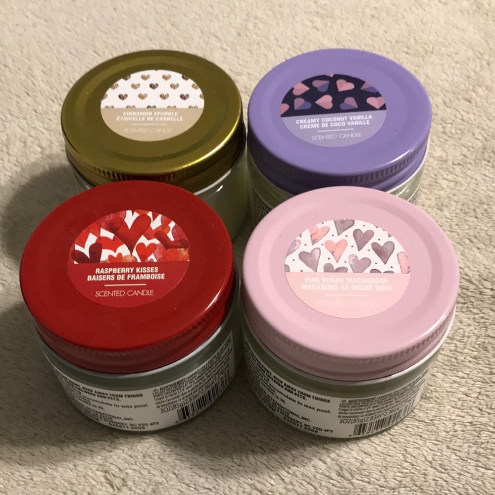 Set of 4 Scented Tin Candles - Red, Pink, Purple, Gold Lids